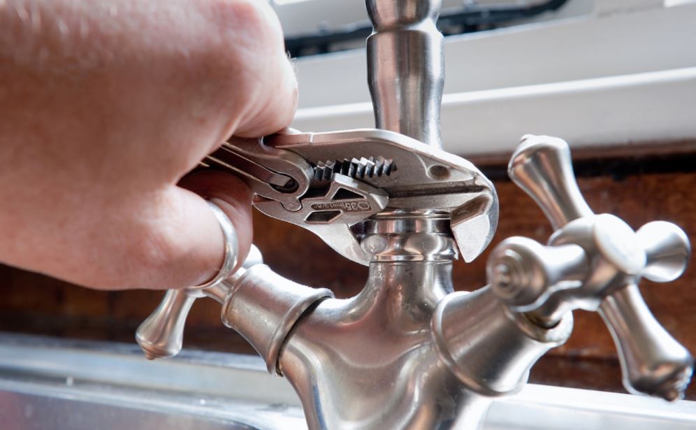 plumbing expert